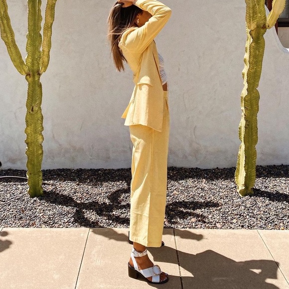 CH SET - Picture 7 of 15